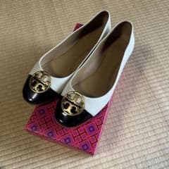 正規品 23.5cm TORY BURCH トリーバーチ バイカラー 靴のサムネイル