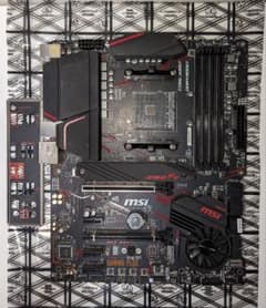 MSI MPG X570 GAMING PLUS ATX マザーボードのサムネイル