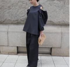 heve Cut off shoulder BL black - メルカリ