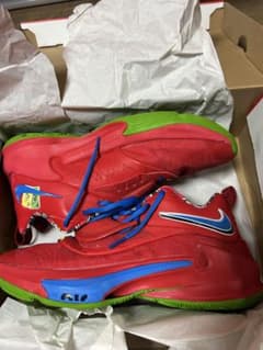 NIKE ZOOM FREAK 3 UNO バスケットボールシューズのサムネイル