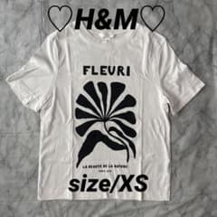 ♡H&M♡半袖プリントTシャツ⭐︎サイズ/XS⭐︎ホワイト系のサムネイル