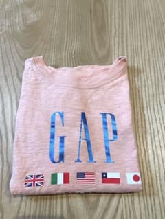 ともも様専用　　　GAP Tシャツ&ワンピース2点150のサムネイル