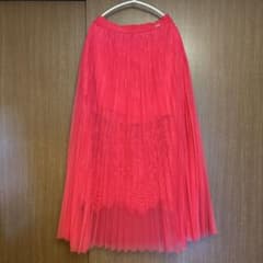 GUESS ピンク フレアスカートのサムネイル