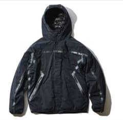 MOUNTAIN HARDWEAR N.HOOLYWOOD 中綿ジャケットMHWのサムネイル