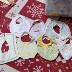 TOM様専用スタイ　7枚セットのサムネイル