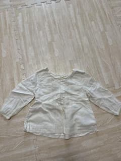 babyGap アイボリー フリル付きシャツ 80cmのサムネイル