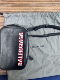 BALENCIAGA ショルダーバッグのサムネイル