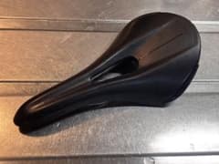 fizik ALIANTE R3 サドルのサムネイル