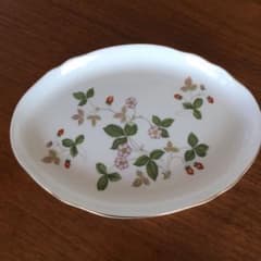 ウェッジウッド ワイルドストロベリー プレートのサムネイル
