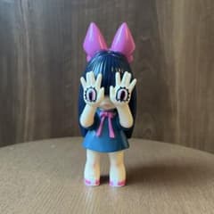 GRAPE BRAIN「手の目少女 にぎるちゃん あいいろ」ソフビ - メルカリ