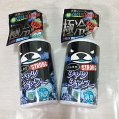 ★人気★ ひんやりシャツシャワーストロング　くろくま　500ml×2本のサムネイル