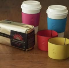 ロエベ×スターバックスのレザーコーヒースリーブのサムネイル