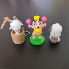 クレヨンしんちゃん&サンリオ&もちばけのフィギュアのサムネイル