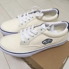 【新品】VANSスニーカーのサムネイル