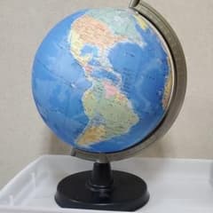 地球儀のサムネイル