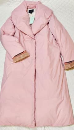 年末お値下げ中⭐︎綺麗で上品なブランドTOCCAロングダウンコート　新品のサムネイル