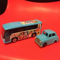 ☆トミカのトーマスバスとトップハムハットキョー車☆のサムネイル