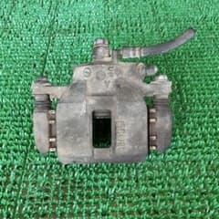 HH3 アクティストリート 右フロントブレーキキャリパー No.8676