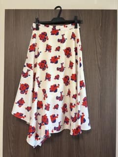 レイビームス　花柄アシンメトリー　フレアスカートのサムネイル