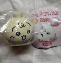 ちいかわ　ベビー　ハイハイフィギュア　うさぎ