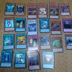 遊戯王 レアカードセット28枚のサムネイル