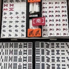 重量2.2kg高級麻雀牌 夢のスーパー特選牌 大洋化学 ユリア樹脂 背面