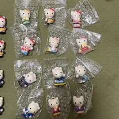 カバヤ　ハローキティダニエルセットのサムネイル