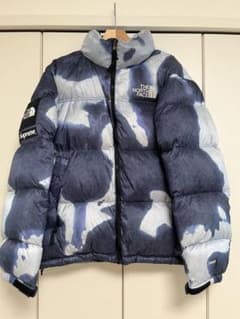Supreme x The North Face Nuptse Jacketのサムネイル