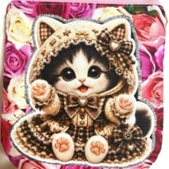 ハンドメイド ガーリー猫ちゃんポーチ コヤンイサムチョン - メルカリ