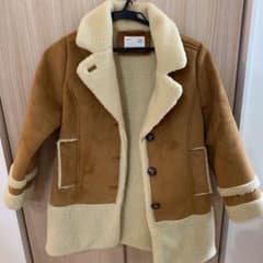 ZARAキッズのムートンコート　140のサムネイル