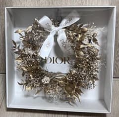 Dior クリスマスリース ゴールド - メルカリ