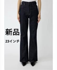 *新品*MOUSSY MVSフレアデニム ワンウォッシュ 23インチのサムネイル