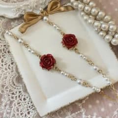 ♪❤️ アンティーク　フェザー　羽　パール　マスクチェーン　ハンドメイド ♪❤️ 薔薇 パール マスクチェーン メガネチェーン ハンドメイド