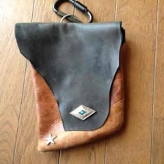 本革バックのサムネイル
