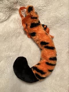 ティガーの長い腰につけるしっぽのサムネイル