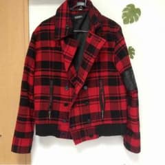 赤チェックのＰコートのサムネイル