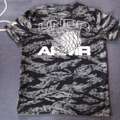 アンダーアーマー バスケTシャツのサムネイル