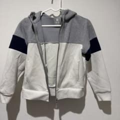 UNIQLO キッズ パーカー 130cmのサムネイル