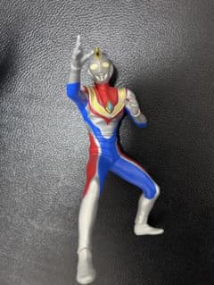 ⭐︎値下⭐︎ウルトラマン フィギュア 戦闘ポーズのサムネイル