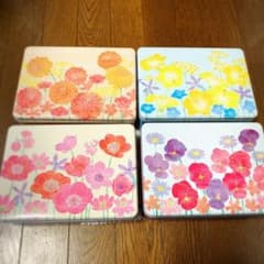 ヨックモック　シリーズ缶4つセットのサムネイル