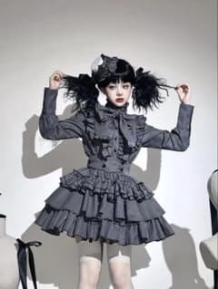 CATCOCOON スカート 黒 M CATCOCOON ストライプ セットアップ 黒 トップス スカート M - メルカリ