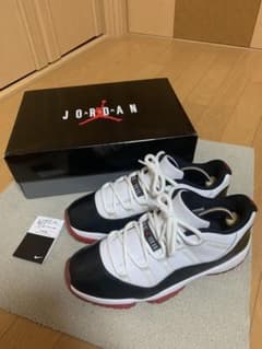 エアジョーダン11 LOW GYM REDのサムネイル
