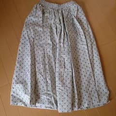 ☆美品～ソレイアード ハンドメイドスカート☆のサムネイル