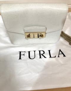 FURLA  ジュリア メトロポリス 白 ホワイトのサムネイル