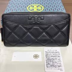 新品同様‼️ 現行　トリーバーチ　財布　長財布　キルティング　ラウンドファスナー 新品同様‼️ 現行 トリーバーチ 財布 長財布 キルティング ラウンド