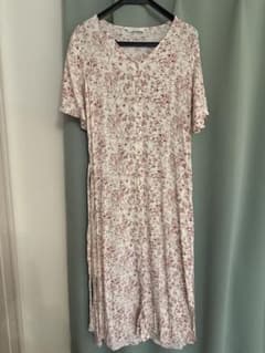 ジーナシス　花柄ダウンワンピース