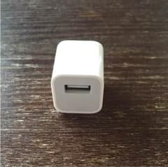 Apple  iPhone ACアダプターのサムネイル