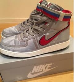 NIKE  バンダルシュプリーム　ウルトラマンのサムネイル