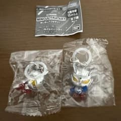 ウルトラマンMINI ULTRA ART めじるしアクセサリー 2個セットのサムネイル