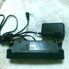 au DIGNO KYL21用卓上充電器のサムネイル